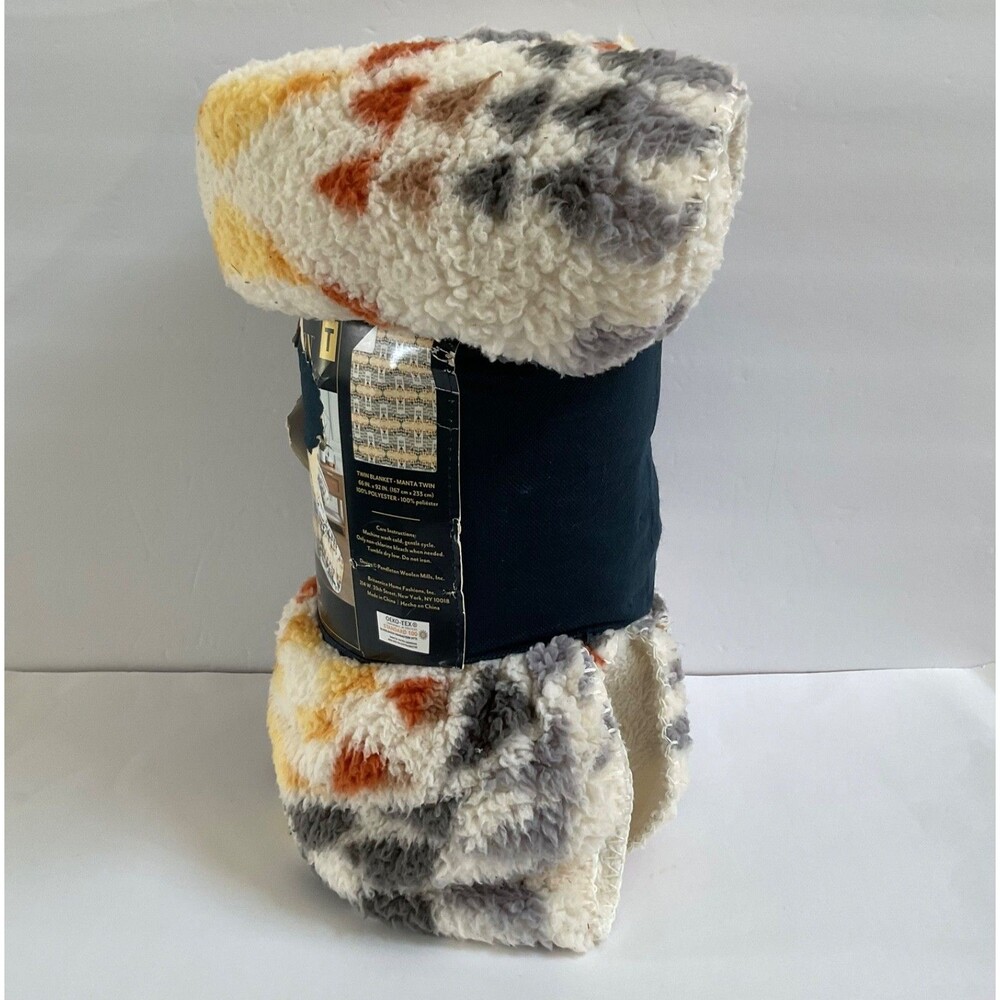 Pendleton Blanket Sherpa Fleece Reversible Soft Arrow Point 66x92 Twin